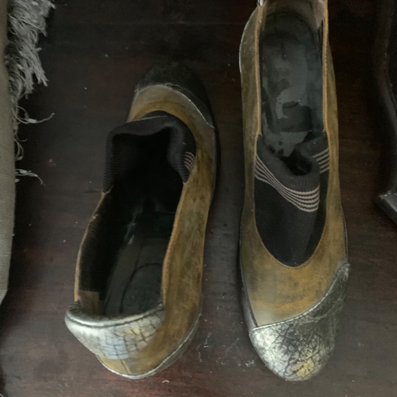 Elegant shoes. - Picture 2 of 3